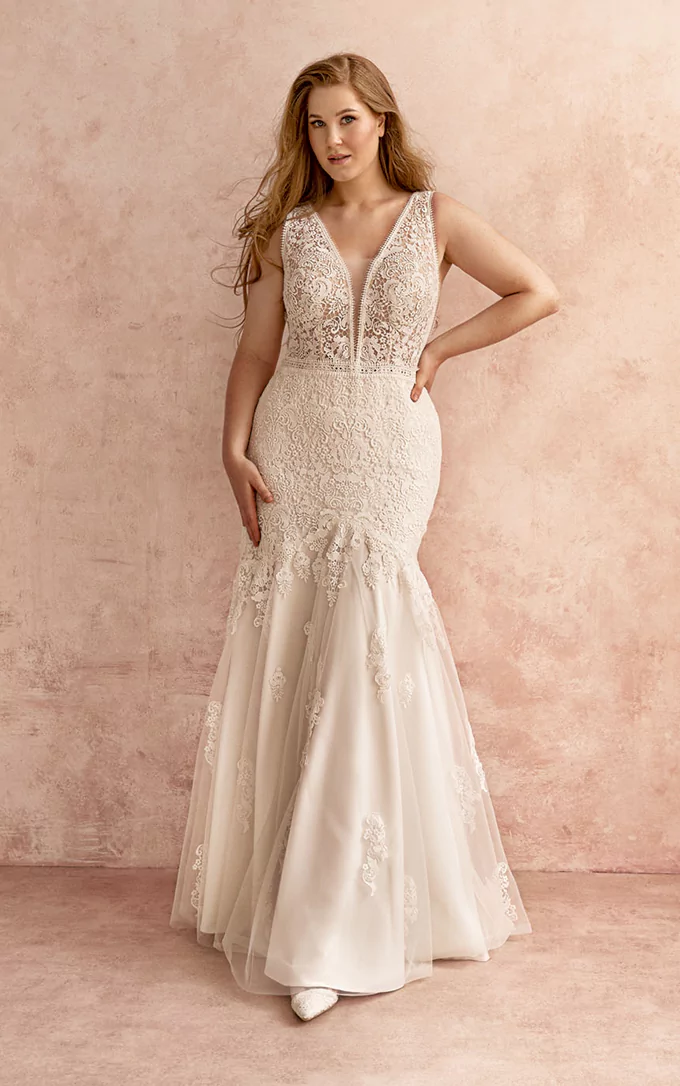 suknia dopasowana do sylwetki i stylu w rozmiarze plus size