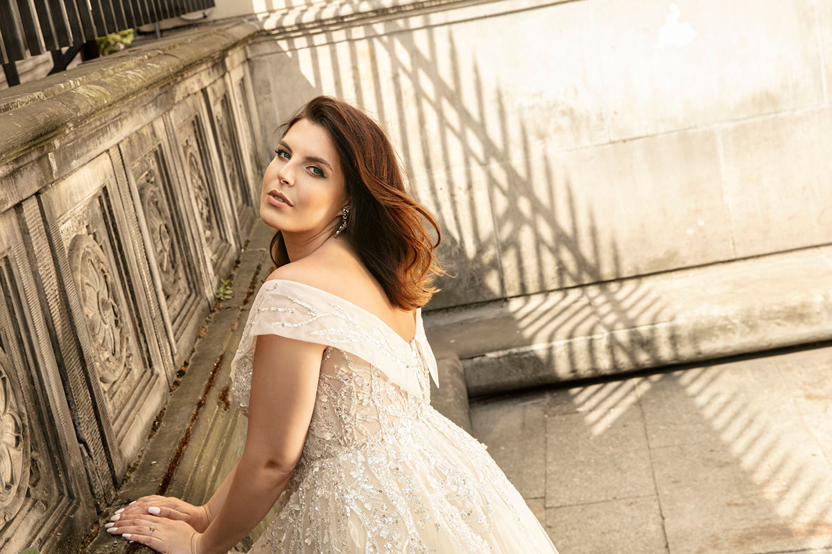suknie ślubne 2022 plus size