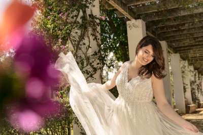 suknia ślubna LO-242T zbliżenie